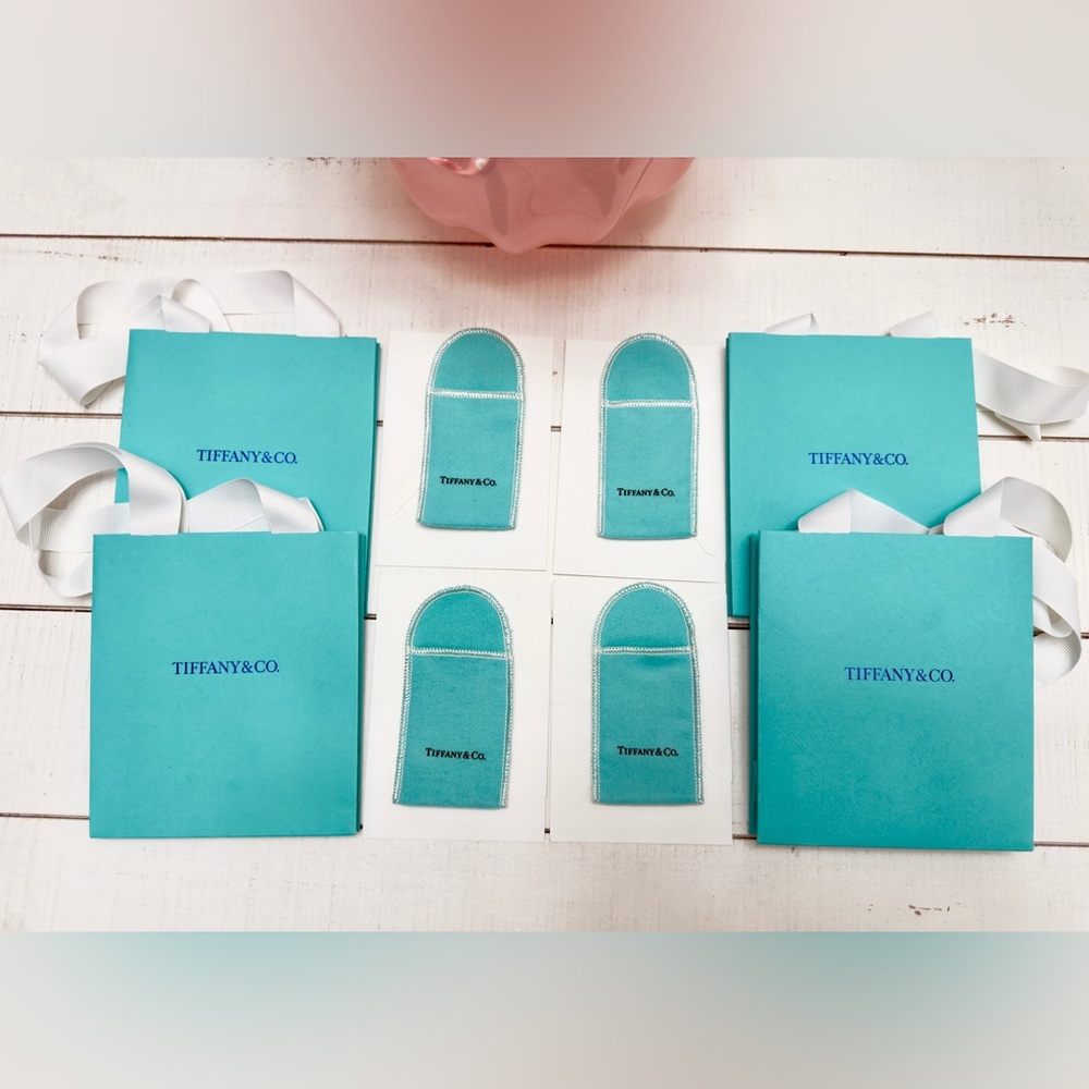 4x Tiffany & Co. Jewelry Dust Bags 2”x4” w 
Gift Bags & Cards